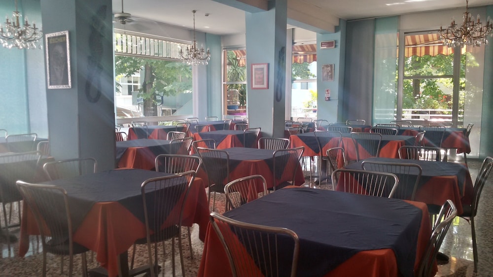 Villa Elia Hotel 34/40