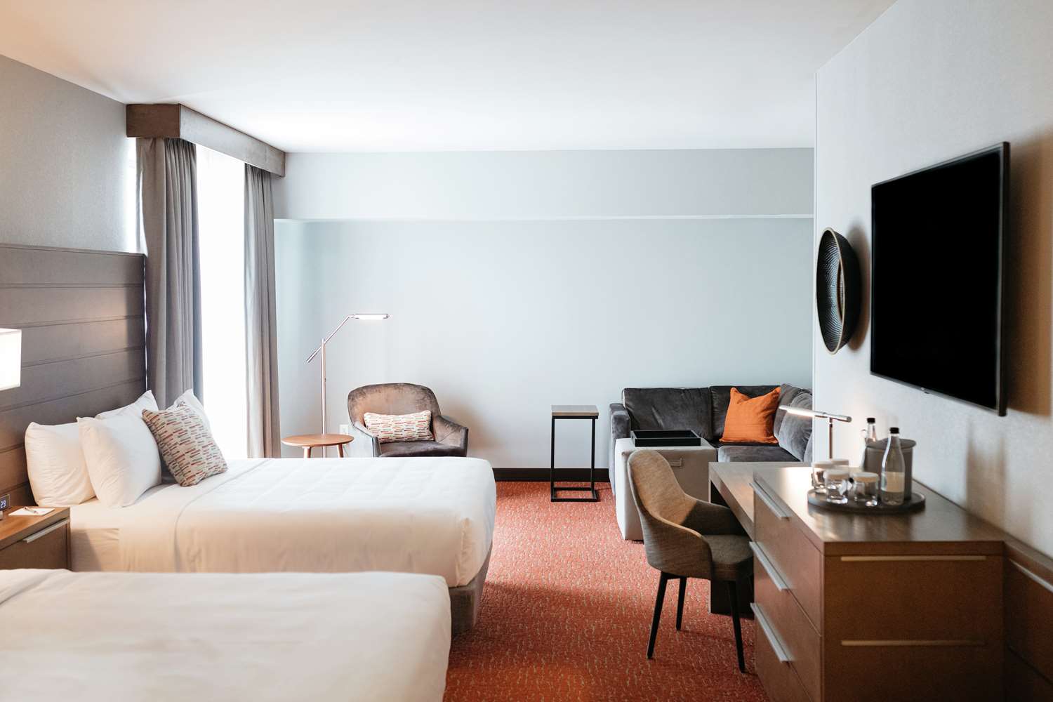 Revel Hotel Des Moines Urbandale, Tapestry Collection by Hilton 24/63