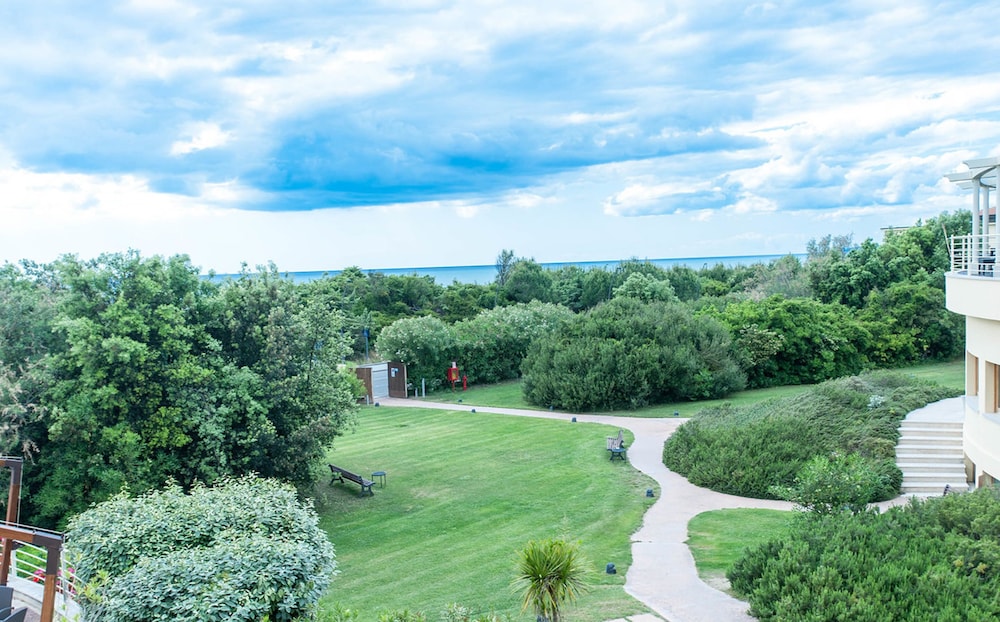 Tombolo Talasso Resort in CASTAGNETO CARDUCCI