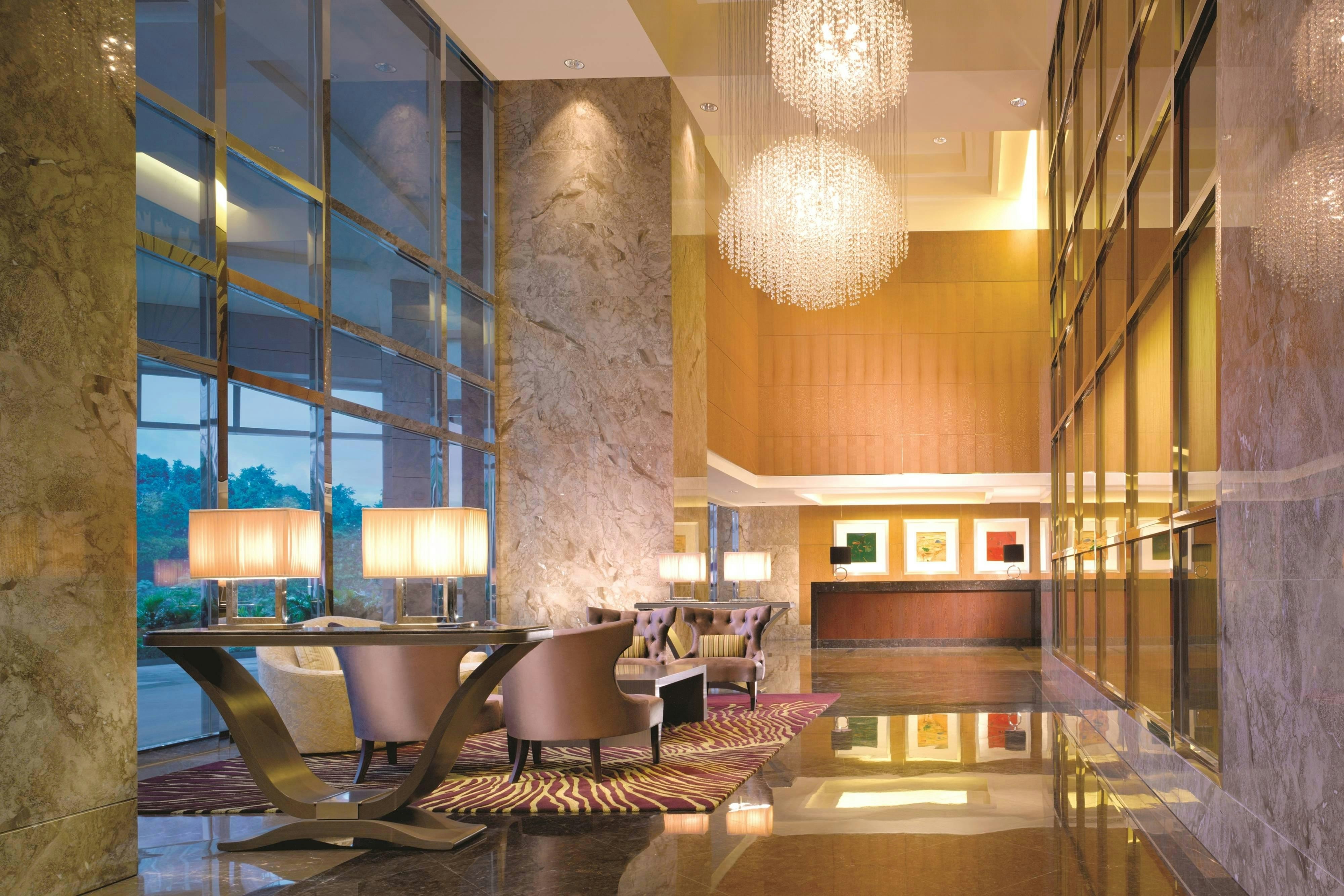THE RITZ-CARLTON JAKARTA, PACIFIC PLACE 8/16