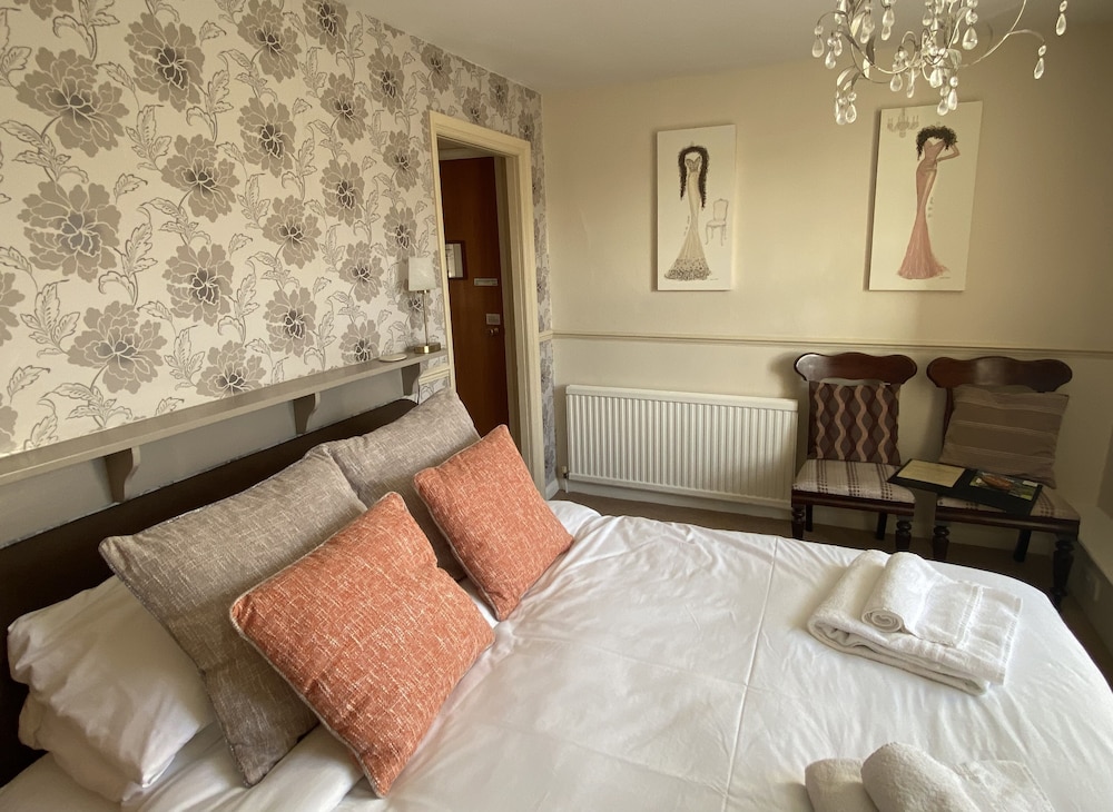 Plumpton Court 14/57