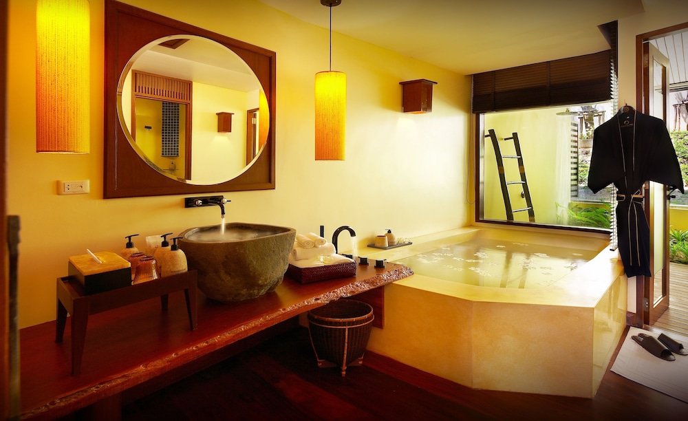 Chantaramas Resort and Spa 68/69