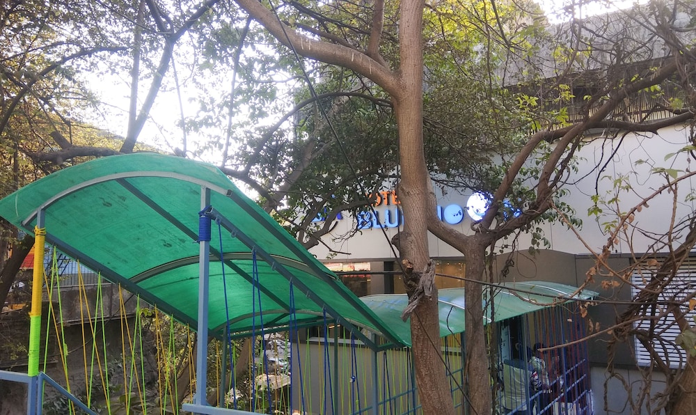 Treebo Blue Moon Powai 22/26
