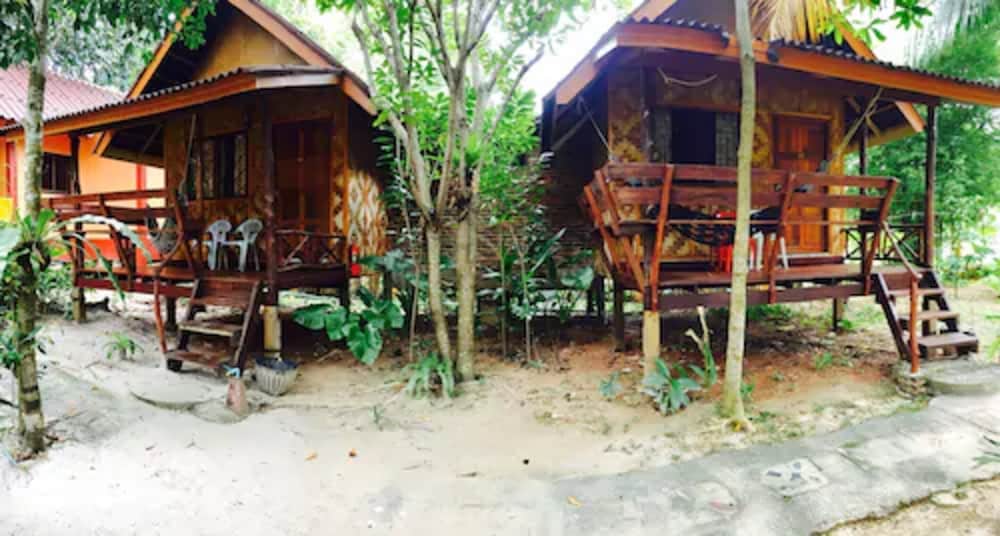 LANTA PEARL BEACH RESORT 63/78