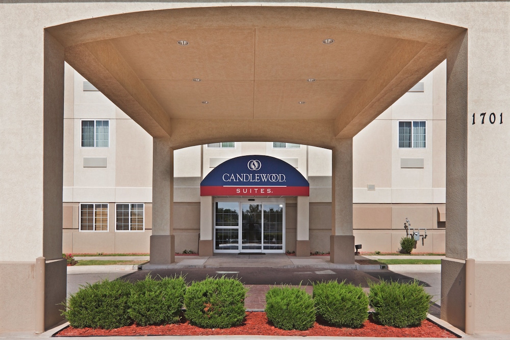 Candlewood Suites Oklahoma City-Moore 2/38