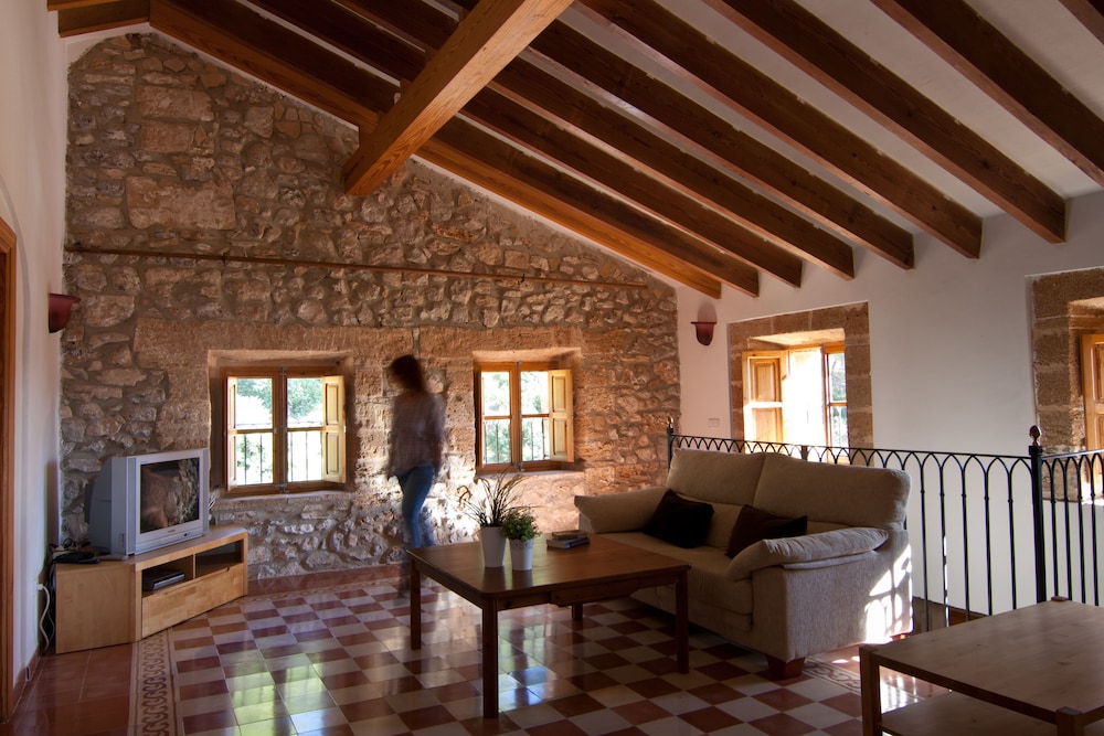 Petit Hotel Hostetgeria La Victoria 24/46
