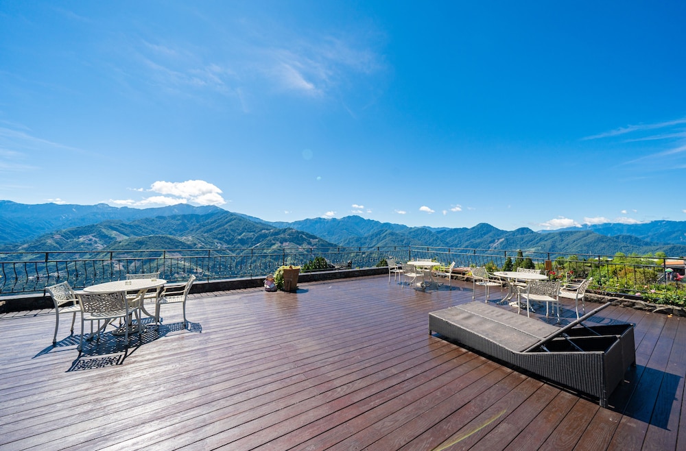 Egmont Resort 41/50