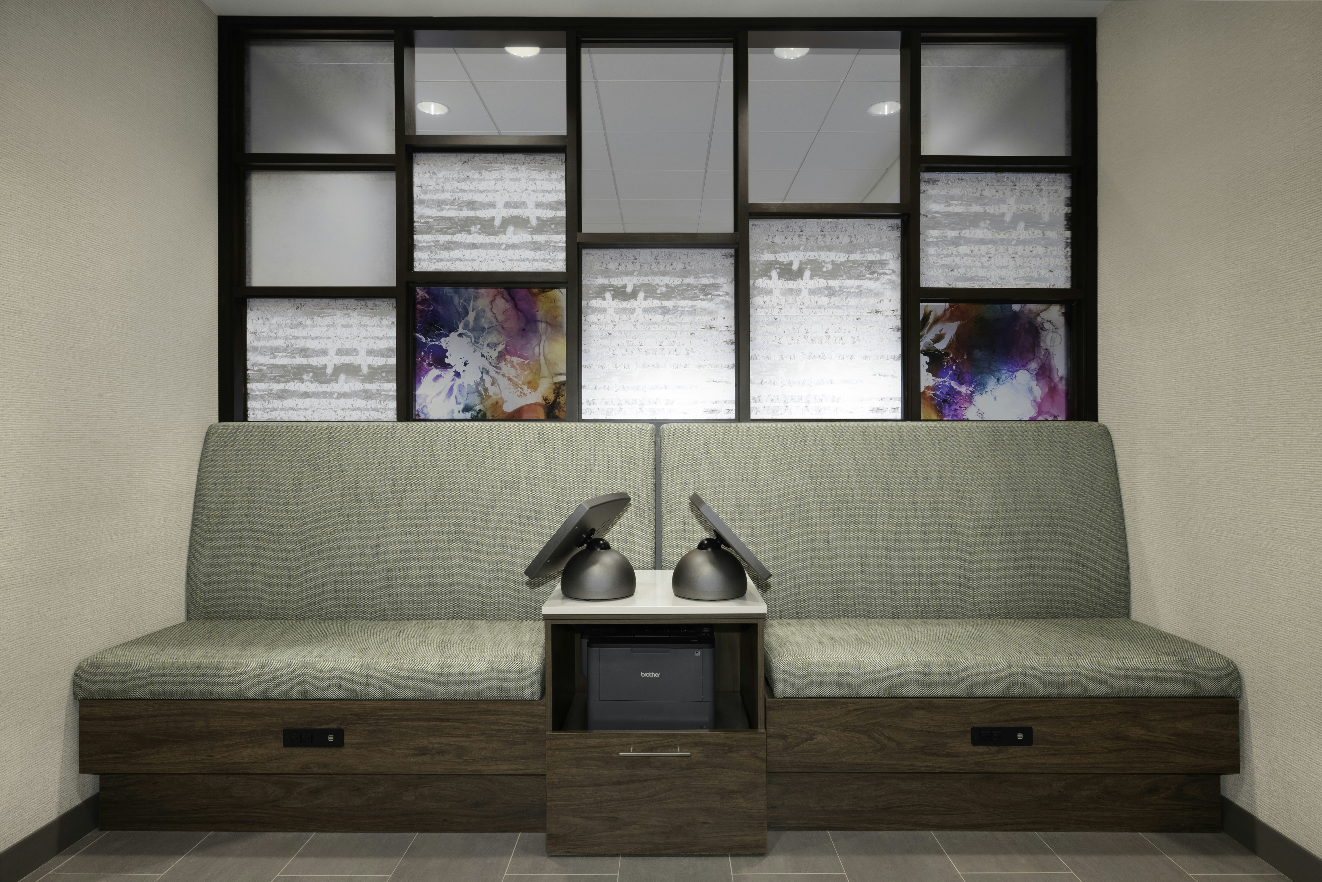 Hampton Inn Midland, ON 14/19