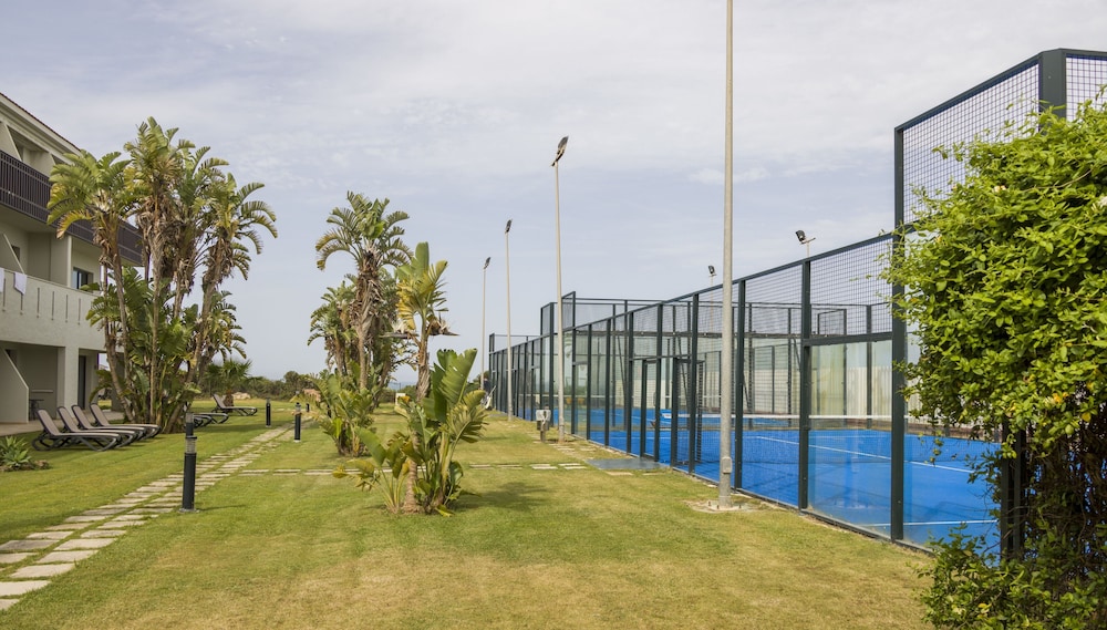 Ilunion Calas De Conil 63/64