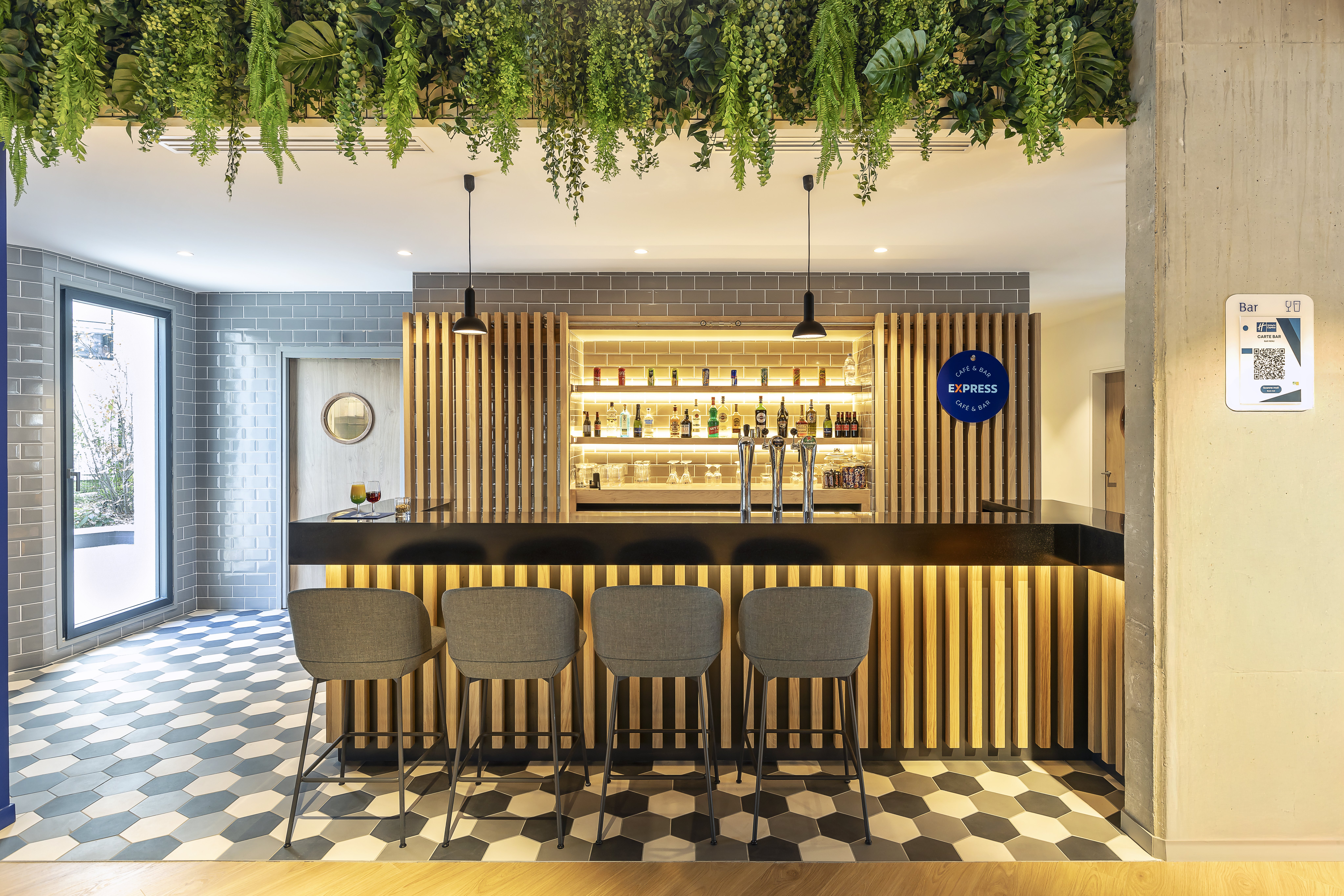 Holiday Inn Express Paris - Poissy, an IHG Hotel 3/22