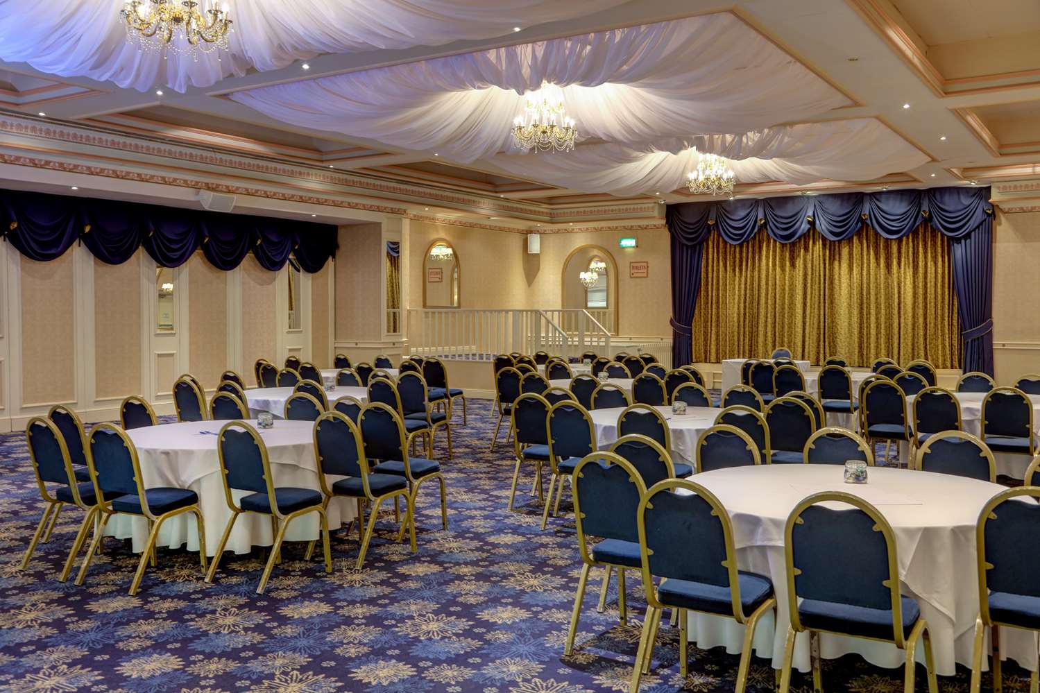 New Continental Hotel, Sure Hotel Collection by Best Western 55/59