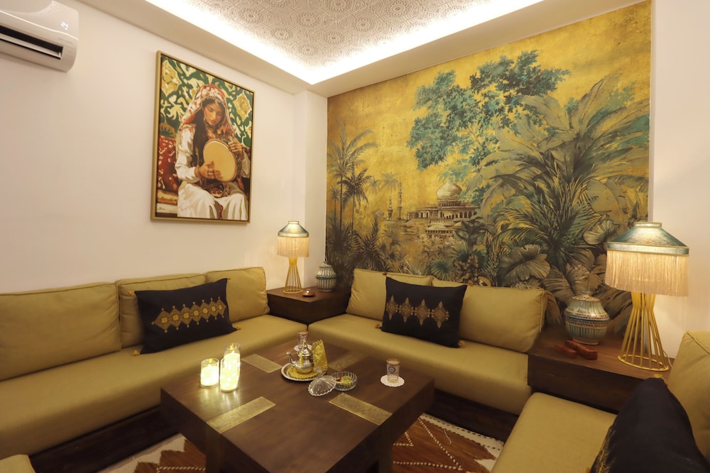 Riad Laora 55/80