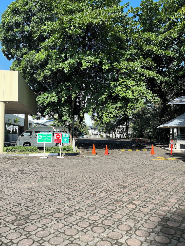 HORISON BANDUNG HOTEL 40/50