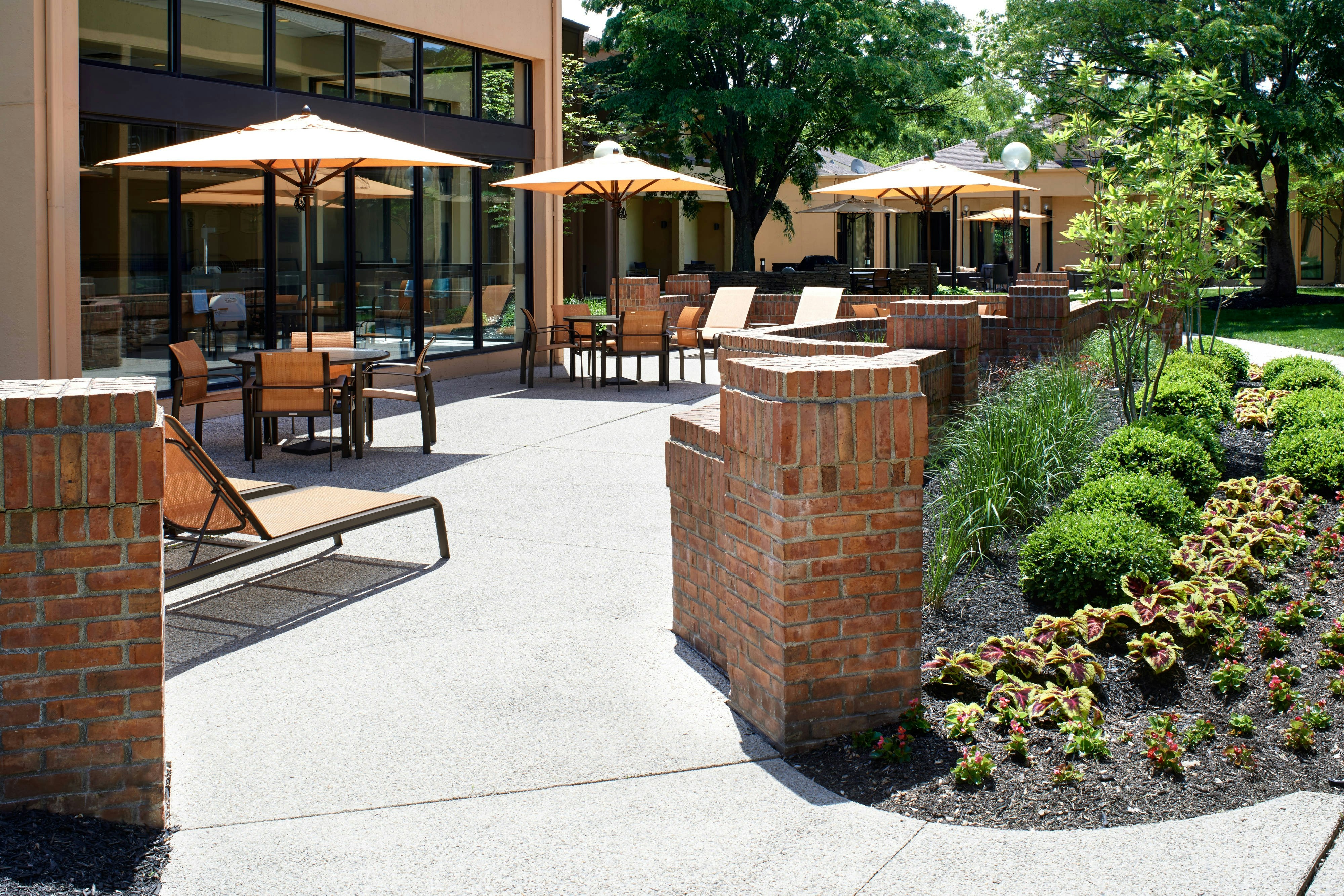 Courtyard by Marriott Columbus Dublin 3/4