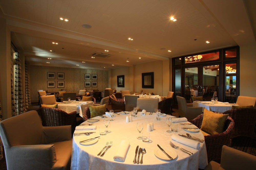Distinction Te Anau Hotel and Villas 48/68