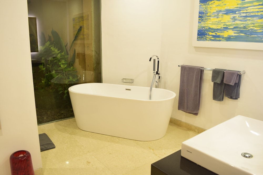 Villa Dewata Seminyak 48/50
