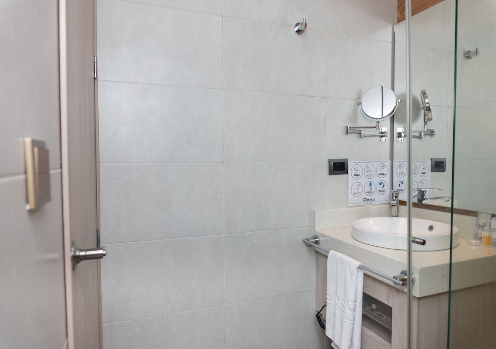 Perla Suite Hotel 63/64