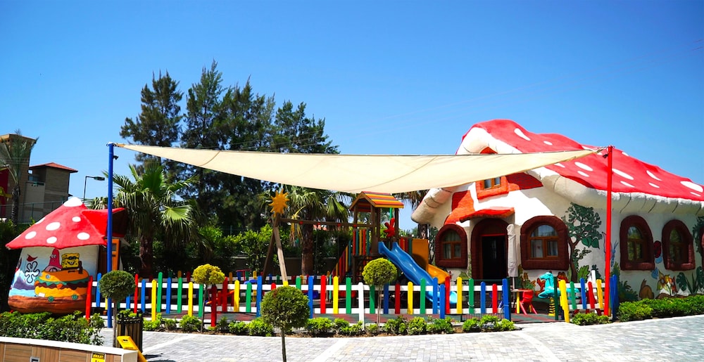 Luna Blanca Resort & Spa 43/50