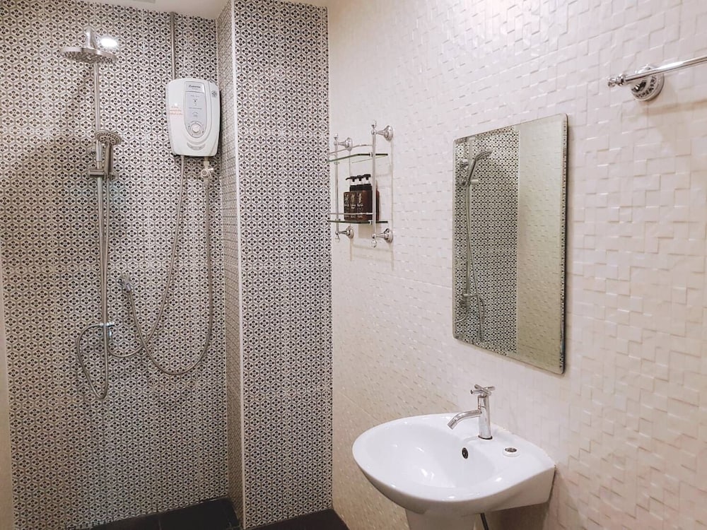 جناح عائلي بثلاثة أسرّة بغرفتي نوم، Villa San Pee-Seua 2/4