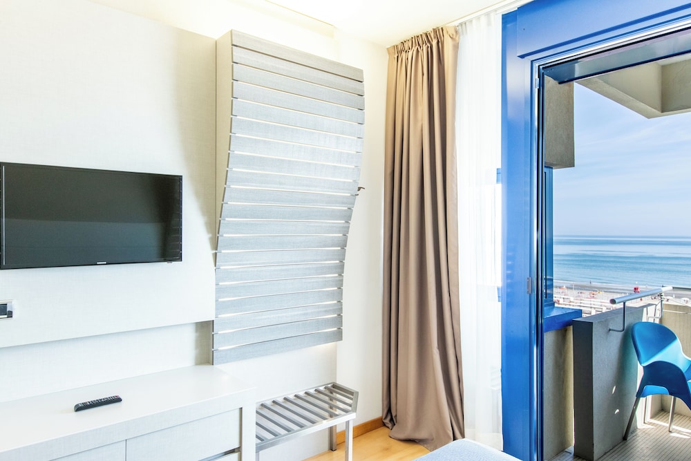 Hotel Baltic Riccione 55/68