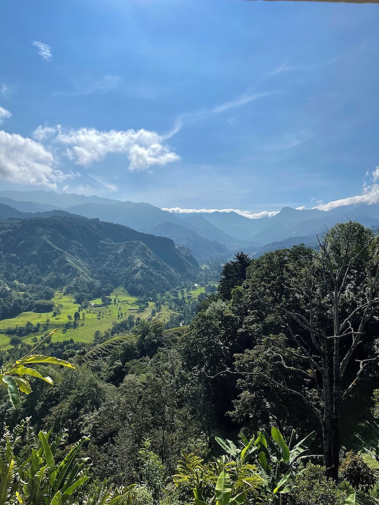 Hotel Mirador del Cocora 75/77