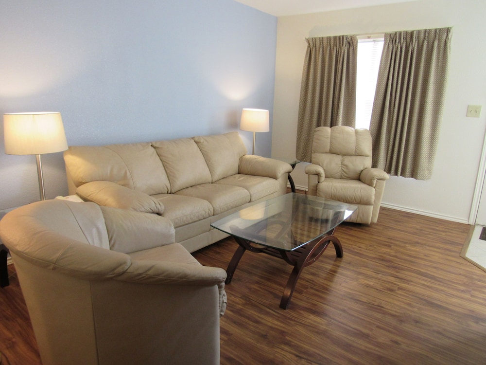 Victoria Palms Inn Suites 20/31