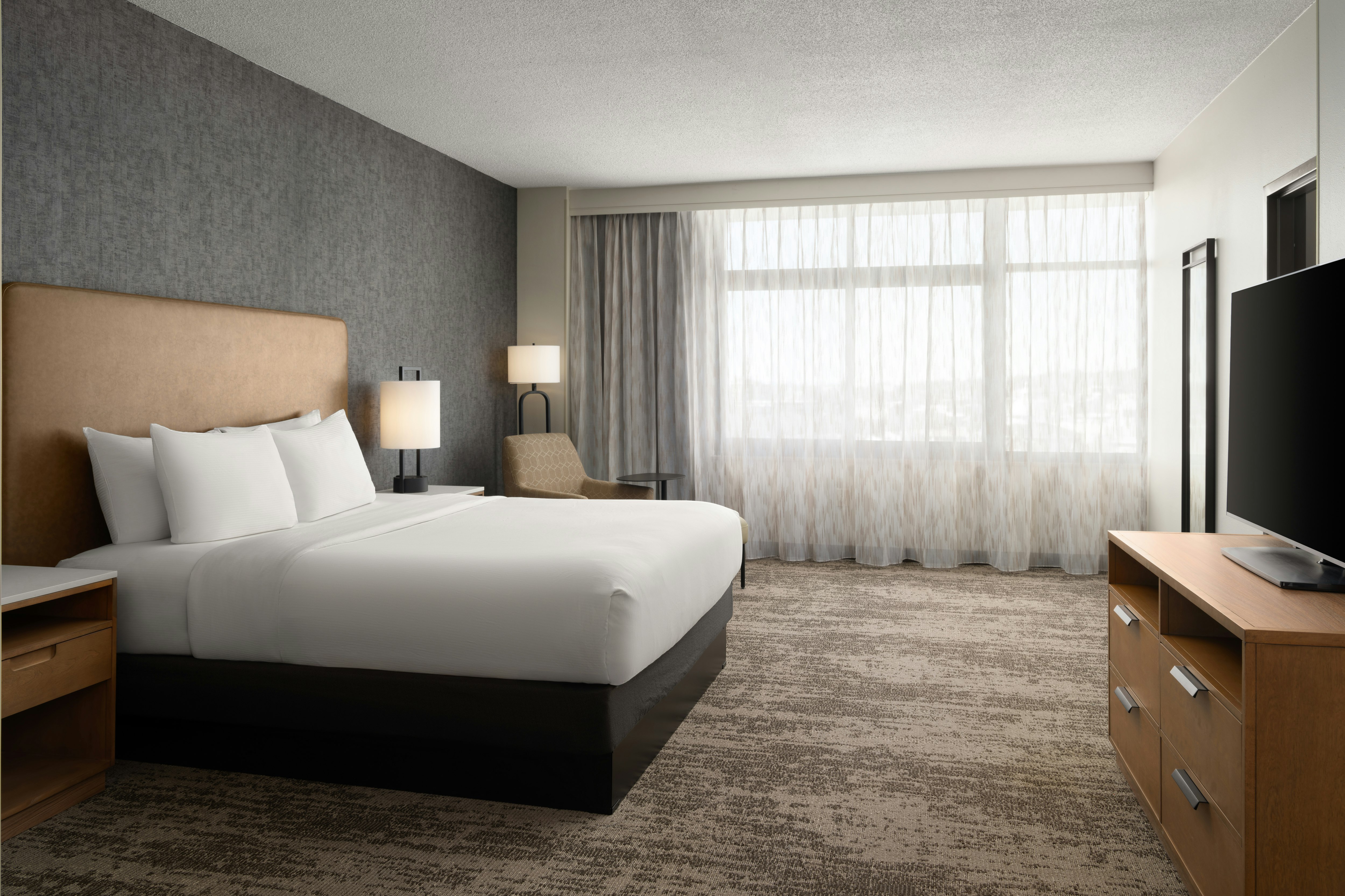 PRESIDENTIAL, SUITE, KING BED, ACCESSIBLE