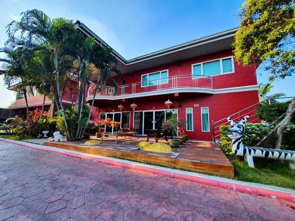 Dream Park Resort 5/75