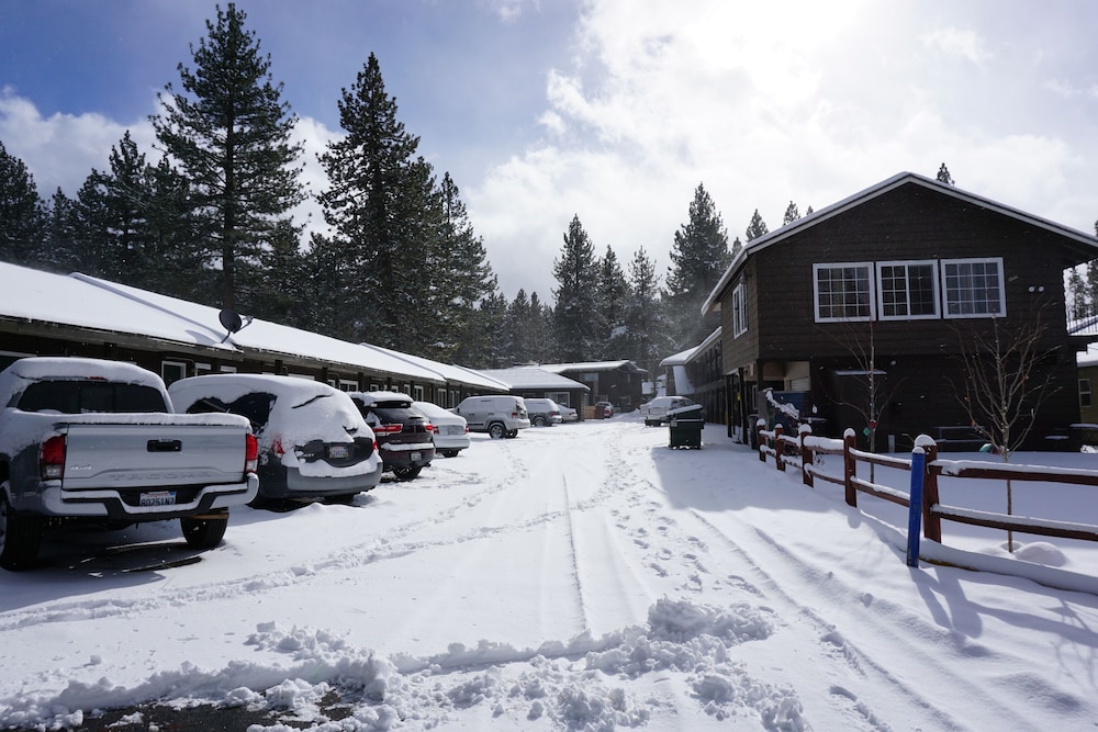 Lake Tahoe Inn 32/40