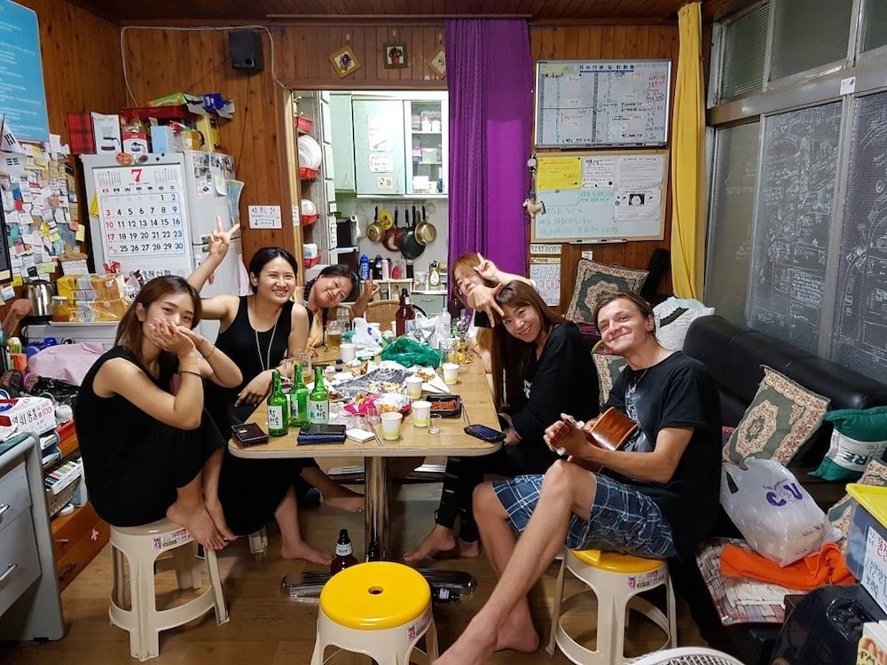 Springflower Guesthouse - Hostel 28/39