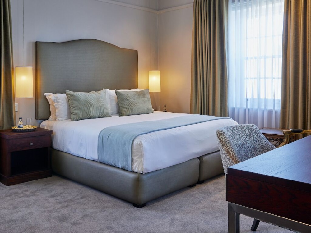 Dock House Boutique Hotel 17/49