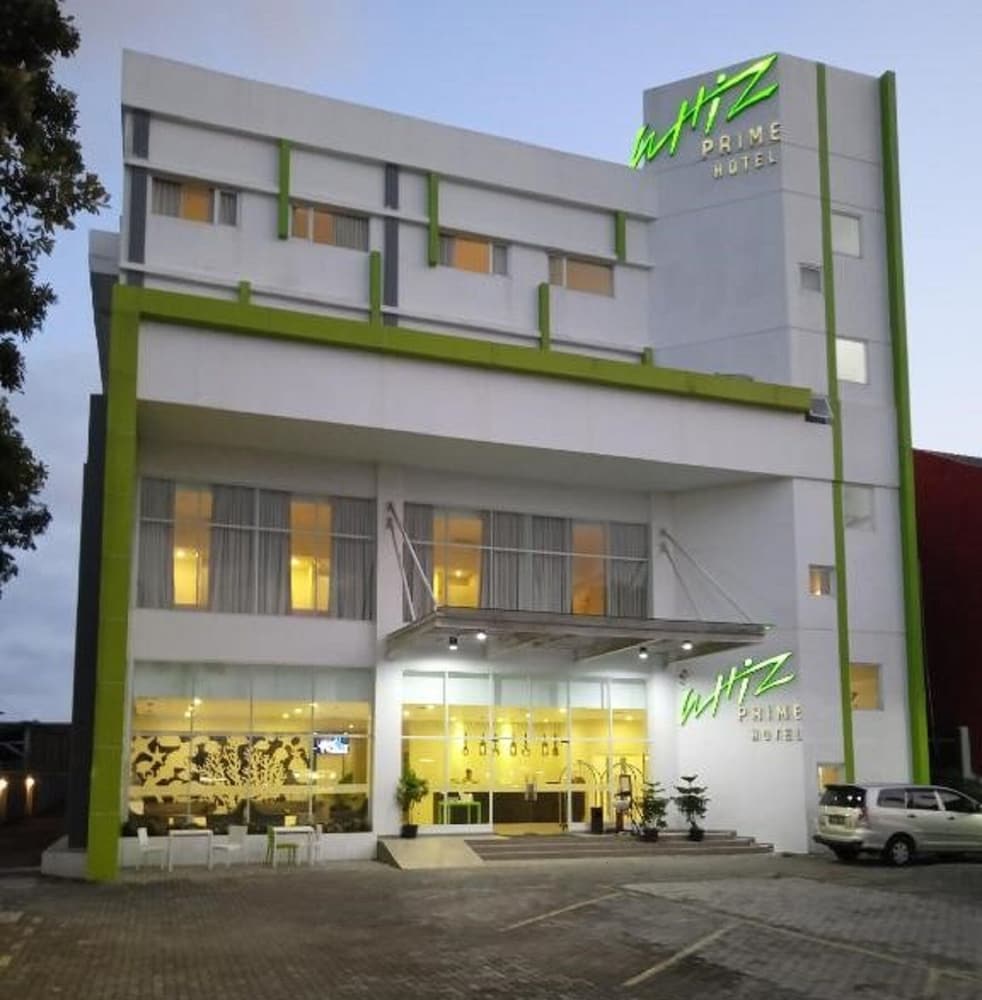 Whiz Hotel Sudirman Cilacap 5/60