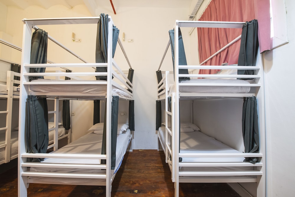 Safestay Barcelona Gothic 64/81