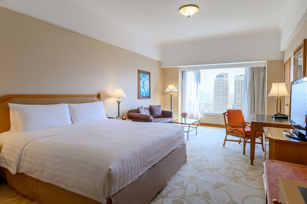 Shangri La Beihai 10/50