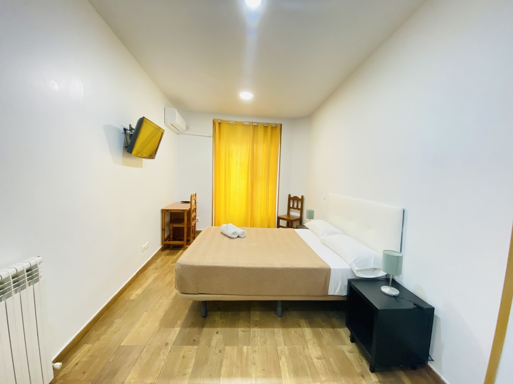 Hostal Rayuela 27/72