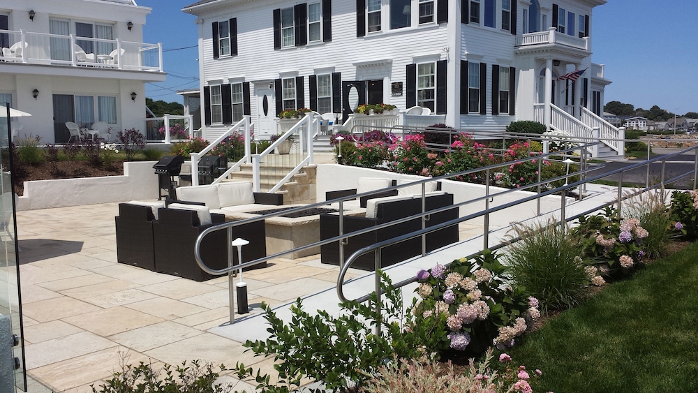 Ocean House Hotel at Bass Rocks 7/33