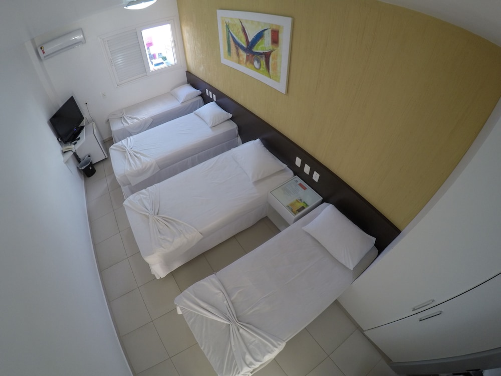 Hotel Des Basques 20/40