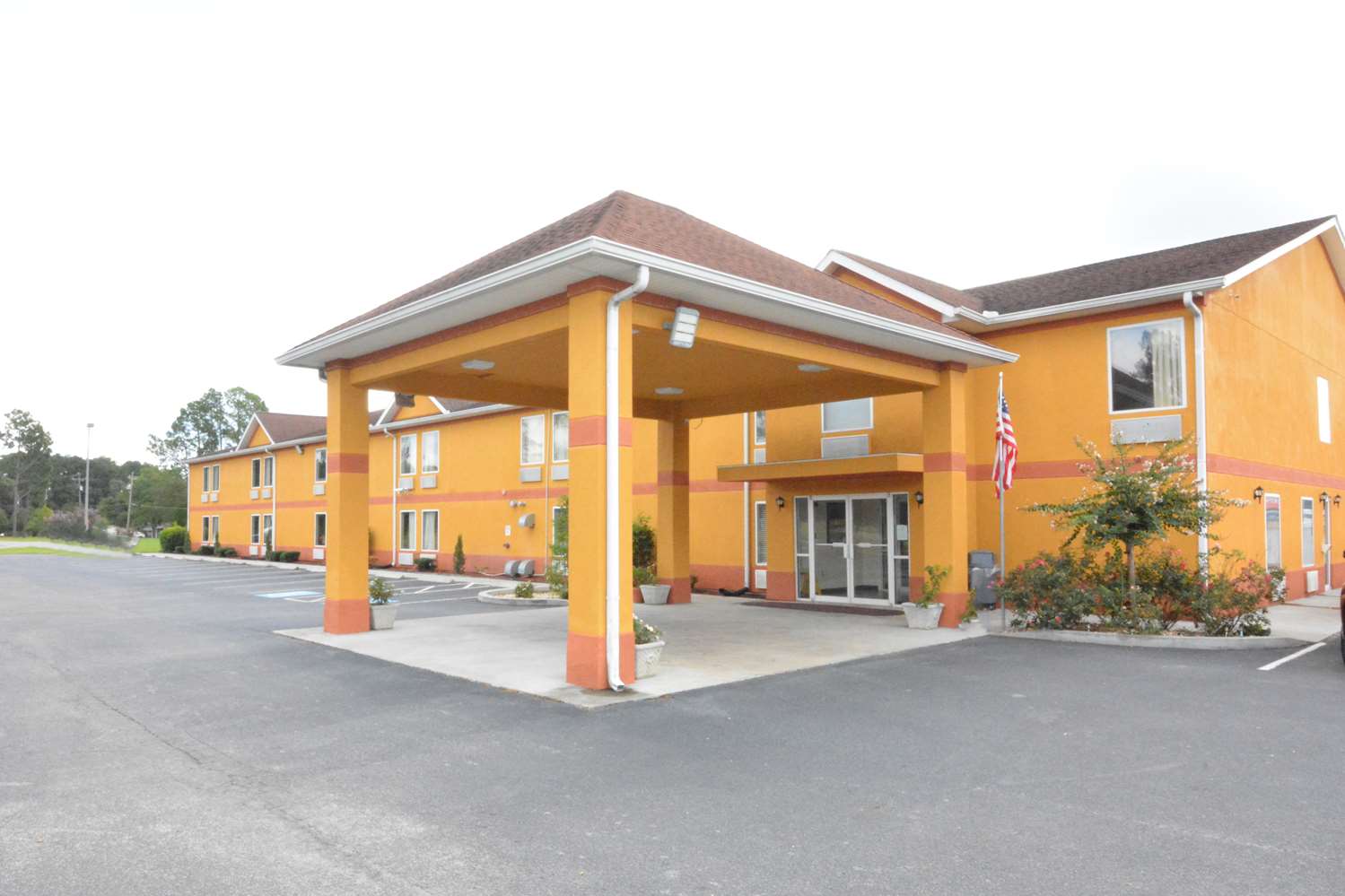 Jameson Inn & Suites Hazlehurst 4/37
