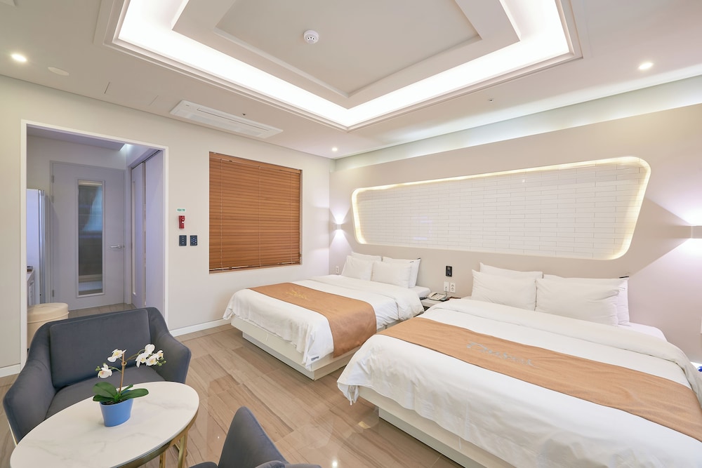 Dubai Hotel Gwangju 19/44