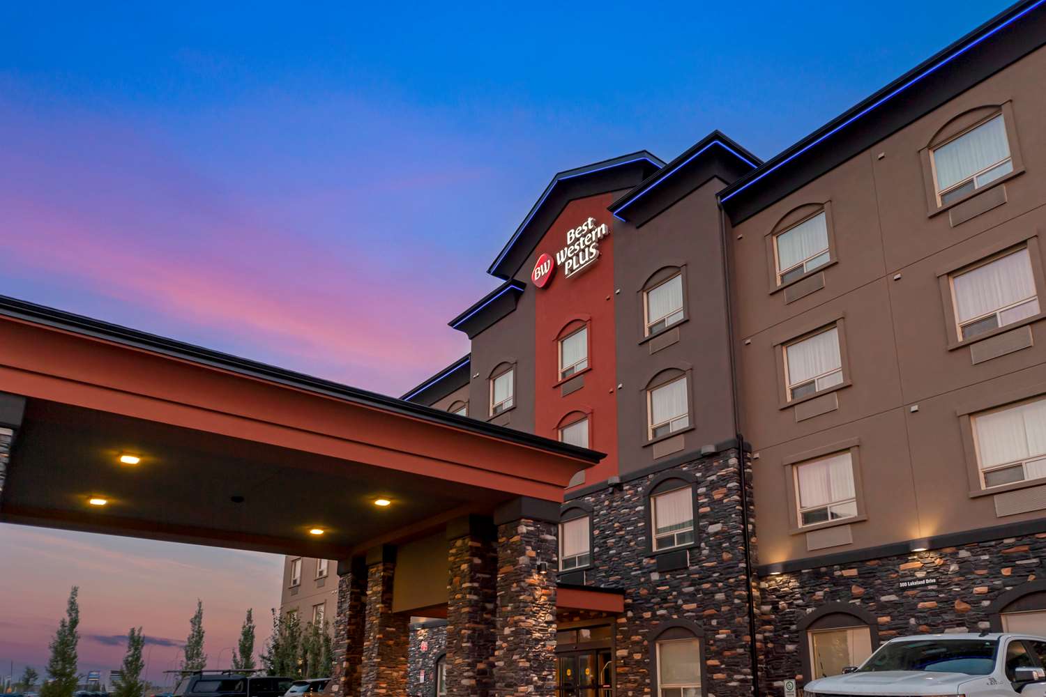 Best Western Plus Sherwood Park Inn and Suites 4/59