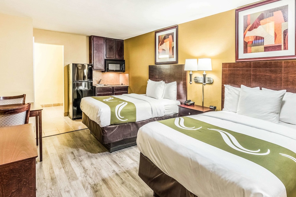 Quality Inn Corsicana, TX 9/30