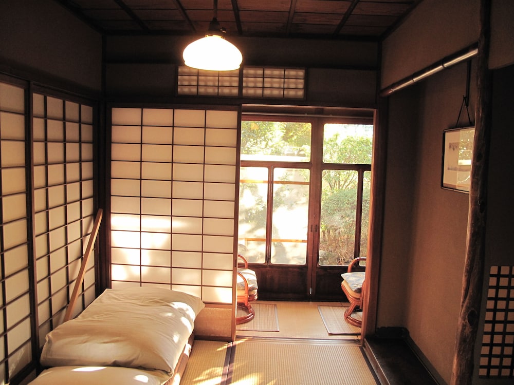 Guesthouse Nara Backpackers 12/21