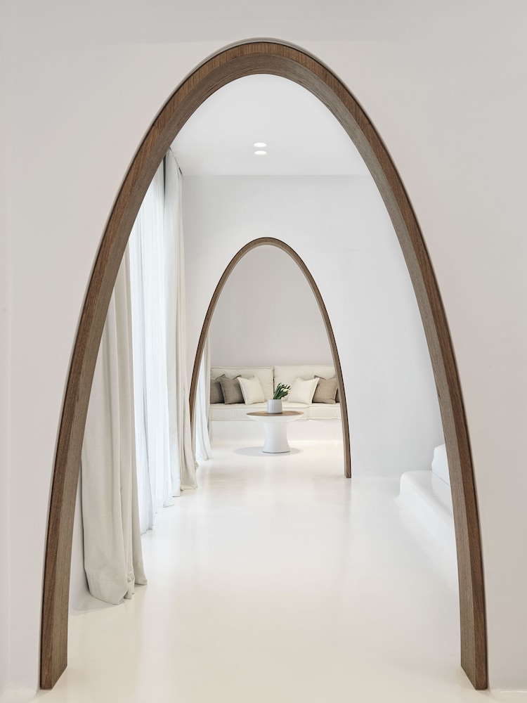 Mykonos Earth Suites 42/70
