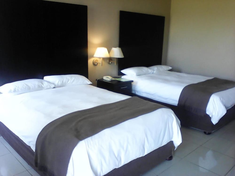 Wilderness Beach Hotel 29/65