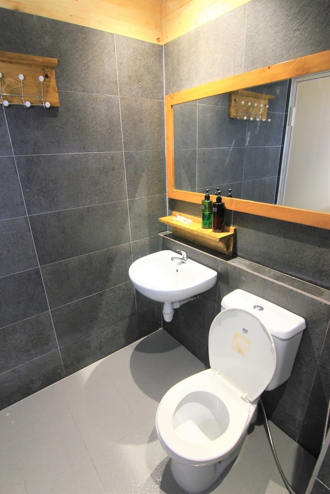 Apartment Queen Victoria Batam 33/37