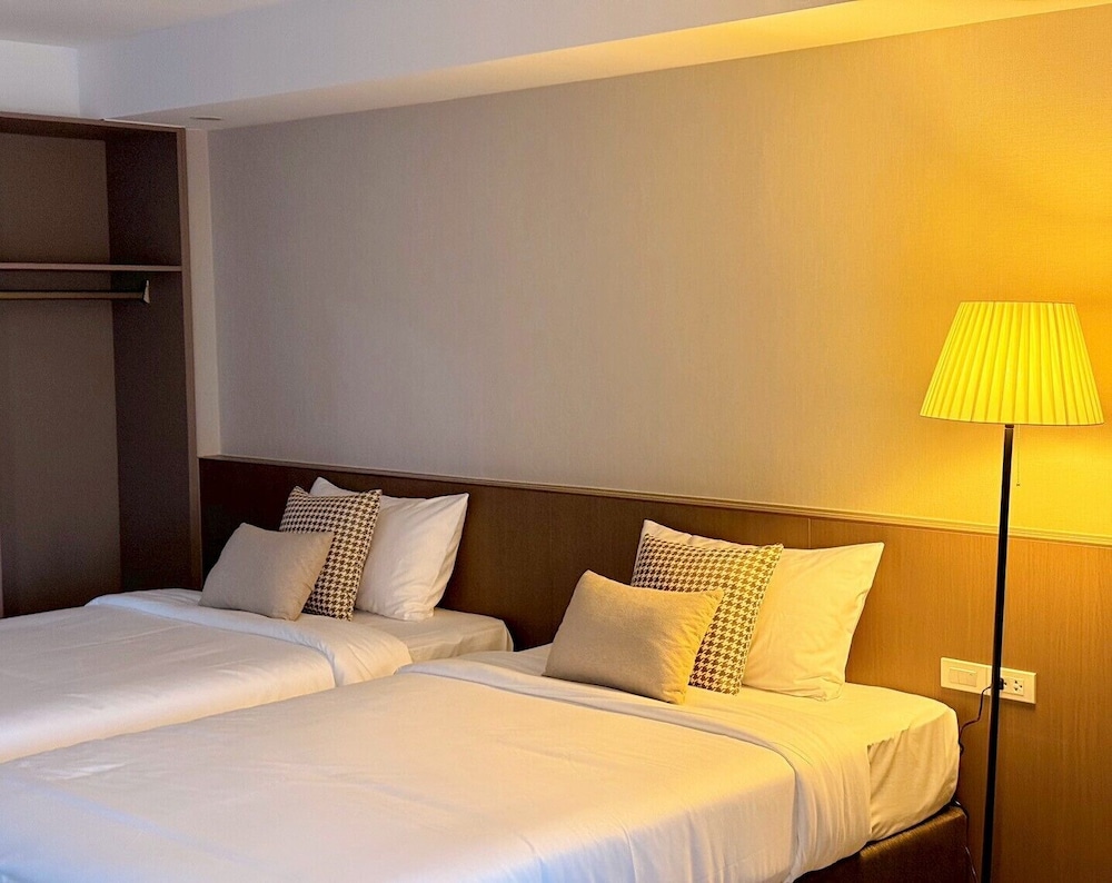 Miloft Suvarnabhumi Airport Hotel 25/50