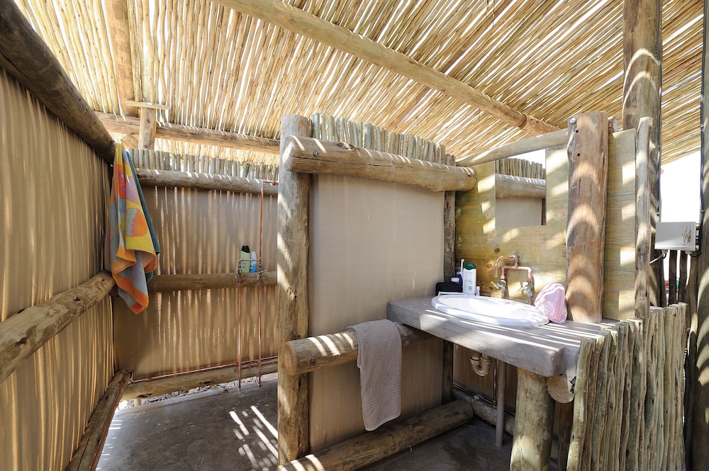 Sossus Oasis Camp Site 6/43