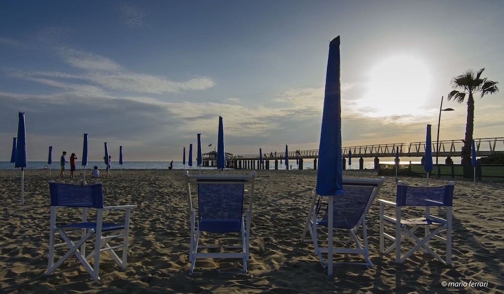 Nuovo Tirreno 48/57