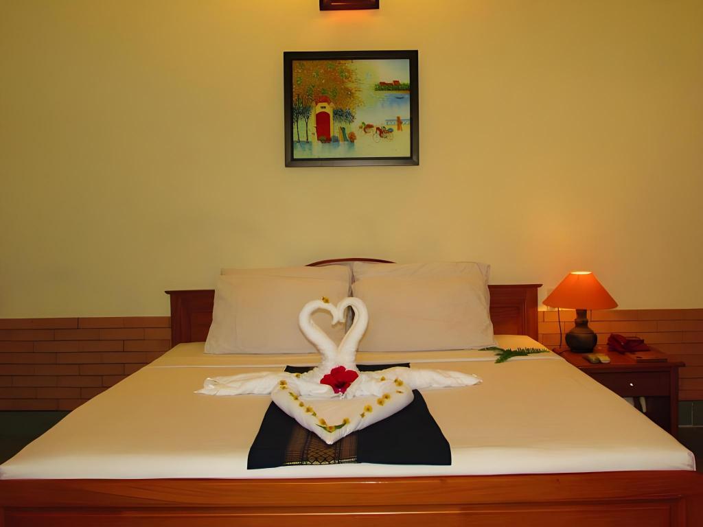 THE BEACH RESORT 7/44