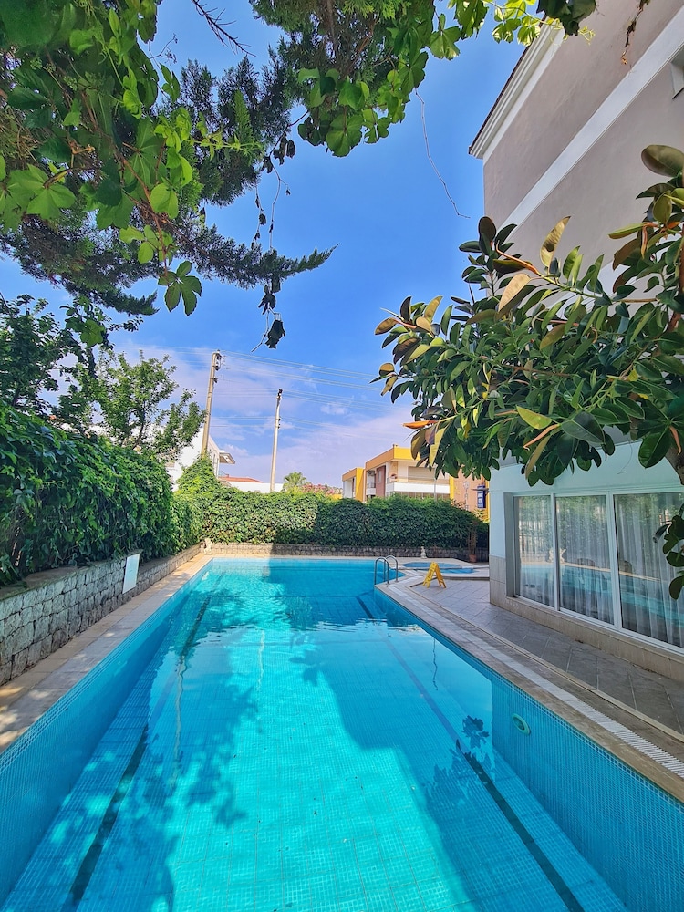Fora Apart Otel 39/50